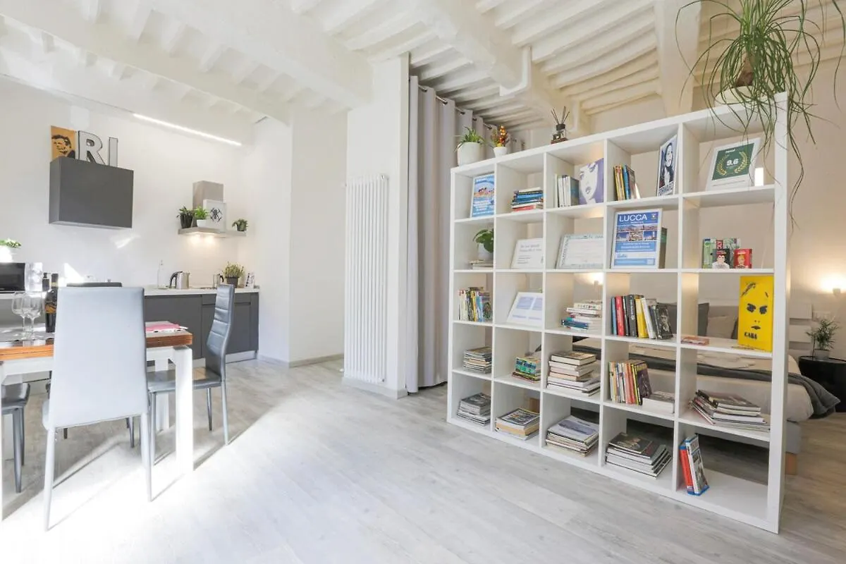 Alimenta Open Space City Center Lucca Apartamento